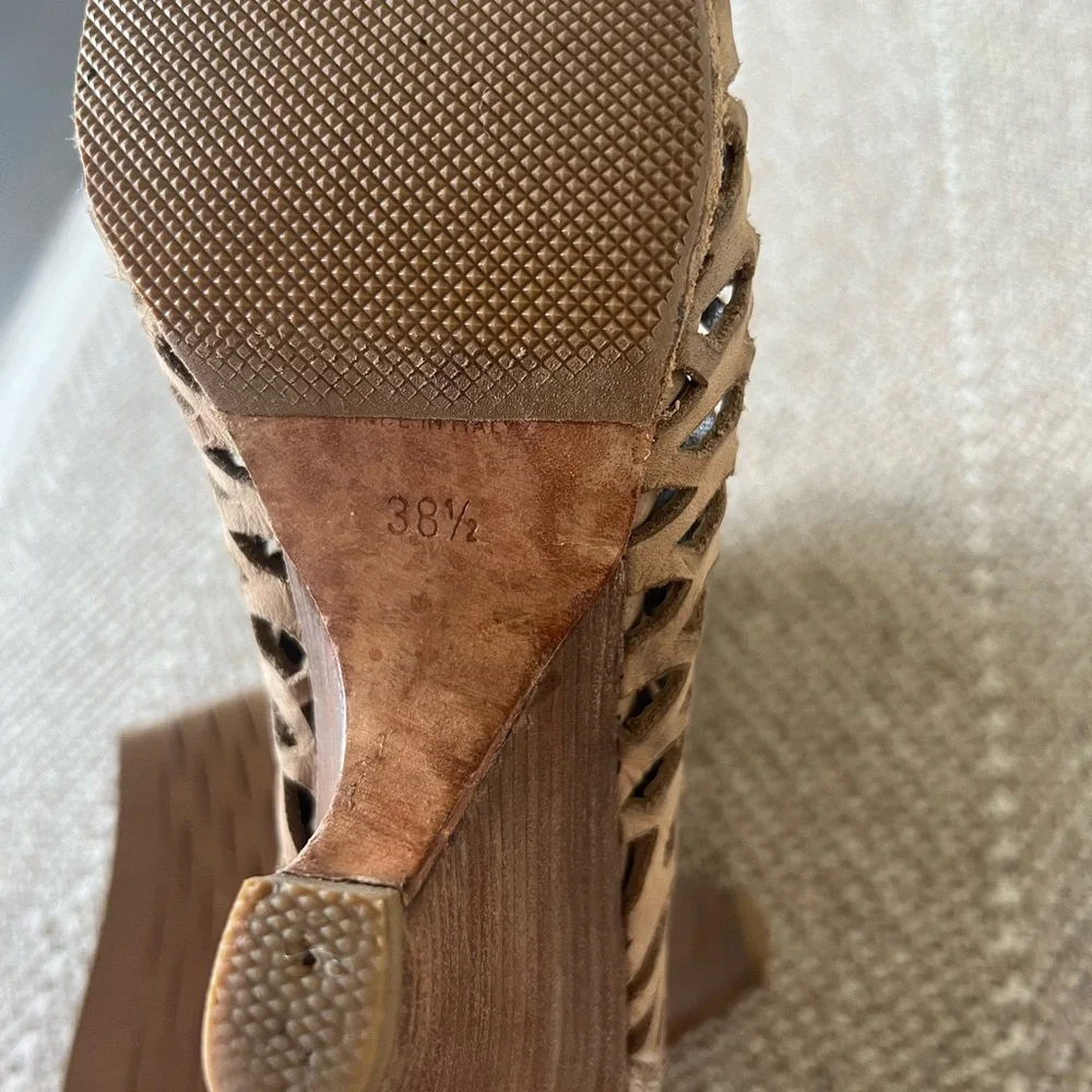 Original Barney's NYC cage sandals - Picture 2 of 4